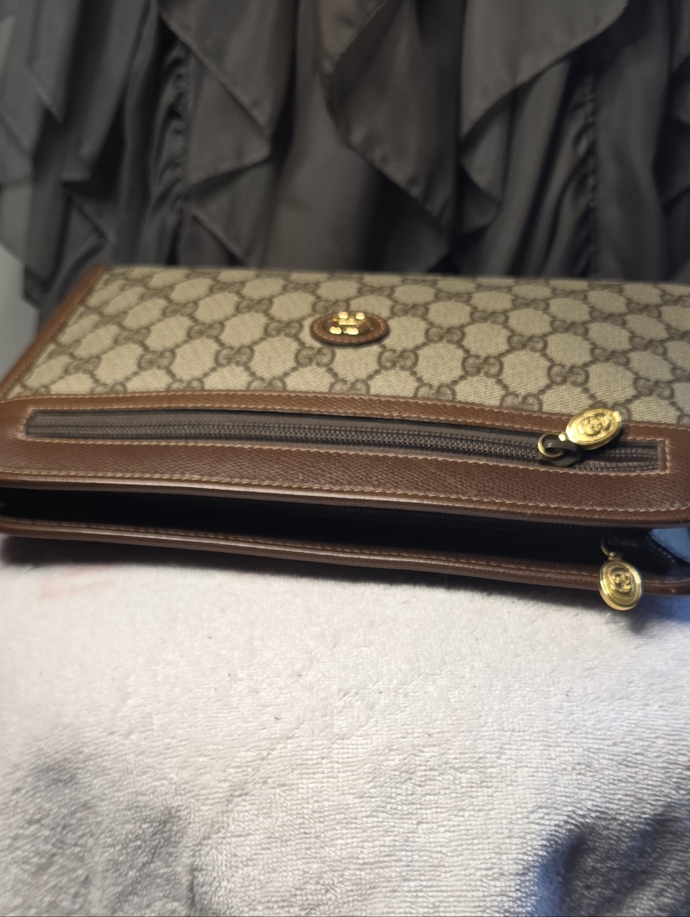 Authentic Vintage Gucci GG Supreme Canvas Clutch With COA 10.5x7 🤎🔥 - Picture 7 of 12